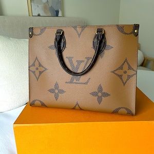 Louis Vuitton Reverse Monogram ONTHEGO MM